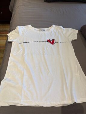S❤️fi (made in Italy) White Short-Sleeve Tee with Red Heart Graphic